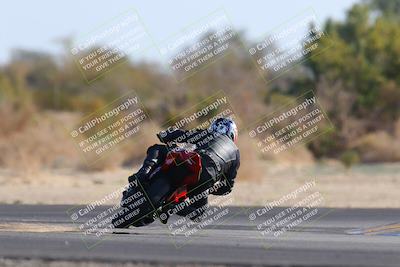 media/Dec-18-2022-SoCal Trackdays (Sun) [[8099a50955]]/Turn 7 Backside (1125am)/